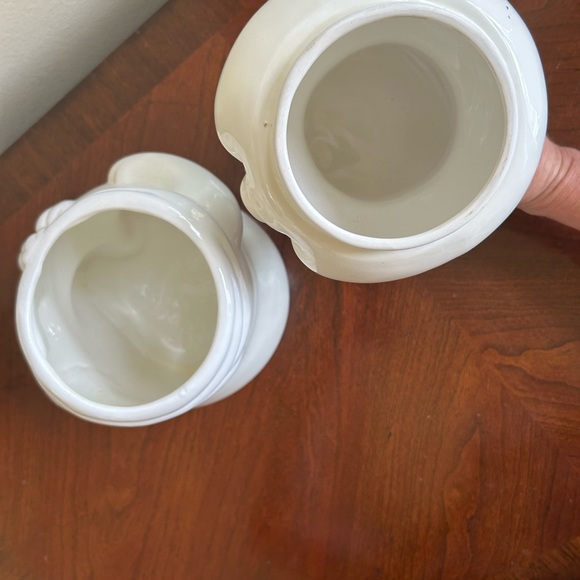 Vintage 1988 Pillsbury co. Collectible Ceramic Pillsbury Dough Boy cookie jar - Picture 3 of 4